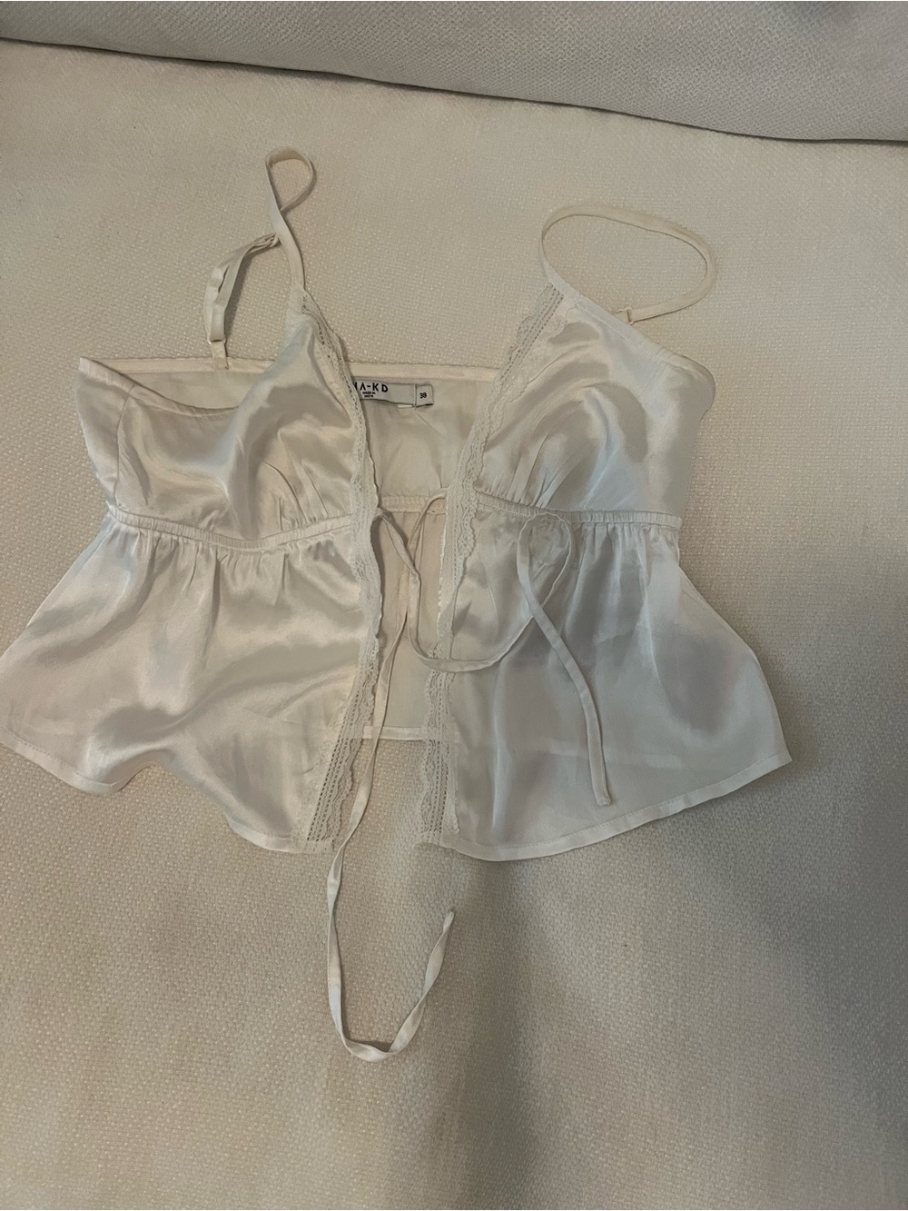 Silky Ivory Lace-Trim Camisole Top NA-KD